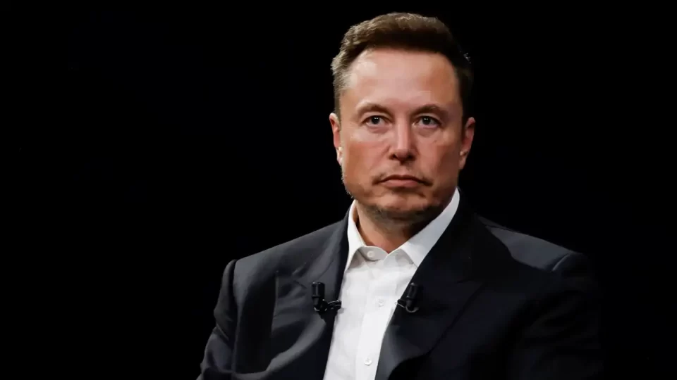 Europe : Elon Musk dénonce des accords secrets illégaux