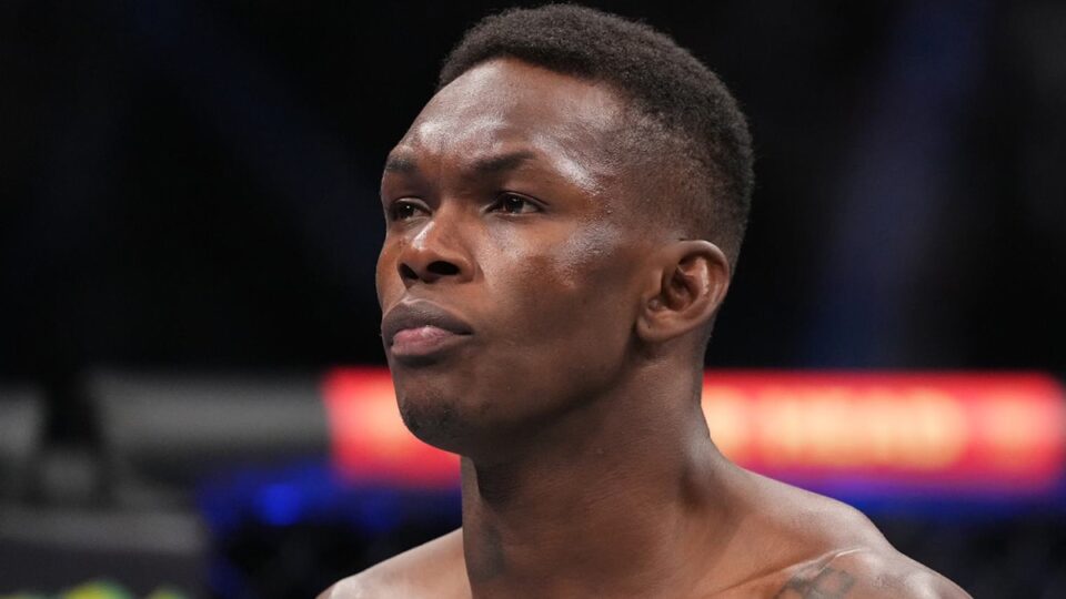 Israel Adesanya en fin de carrière : vers une retraite du MMA ?