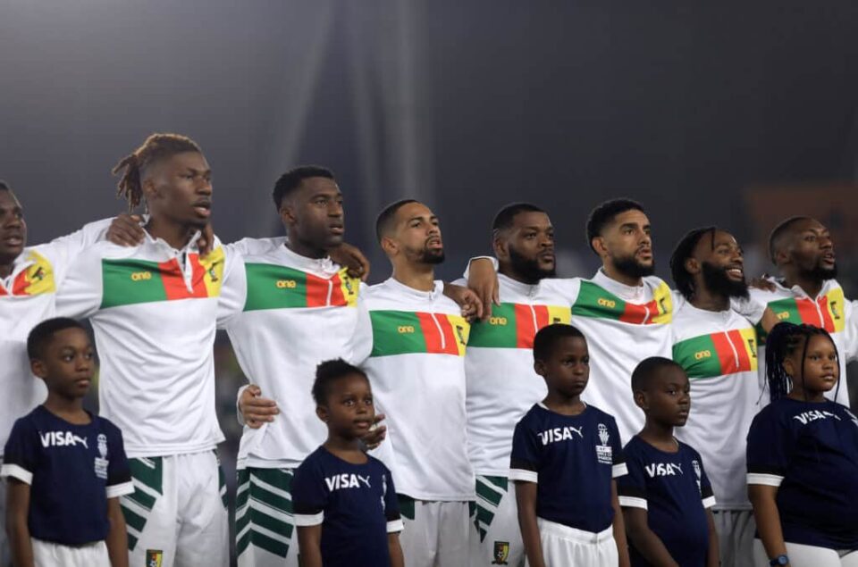 Scandale au Cameroun : des joueurs paient pour être sélectionnés, révélations choc d’Alex Song !