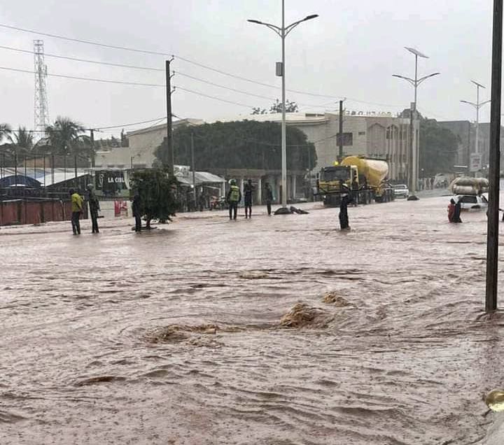 Inondation à Parakou au Bénin suite à des pluies torrentielles