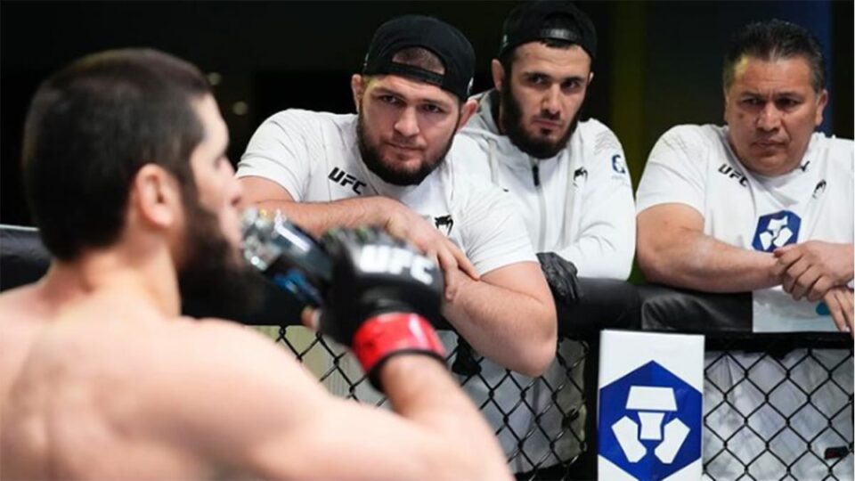 Khabib annonce la date du retour d'Islam Makhachev en UFC