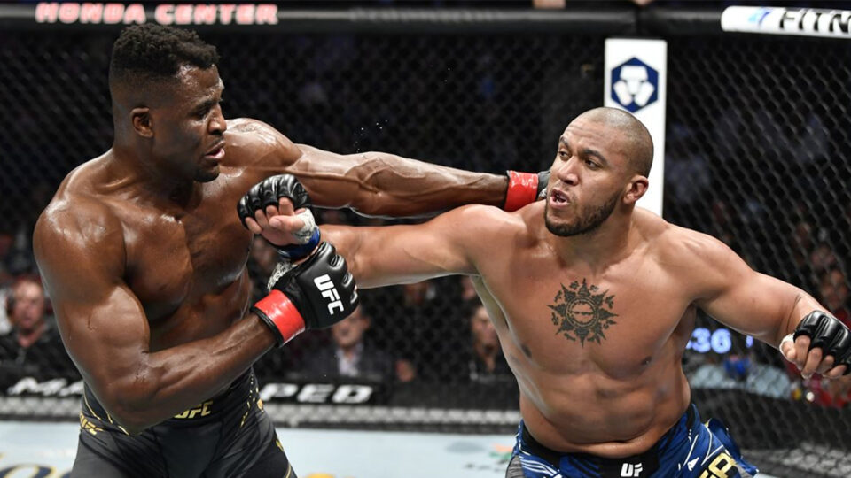 Francis Ngannou compare Renan Ferreira à Ciryl Gane avant son retour en MMA