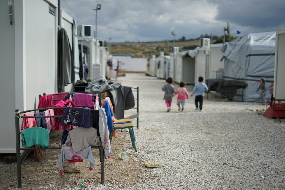 Des centaines de milliers de personnes fuient le Liban vers la Syrie