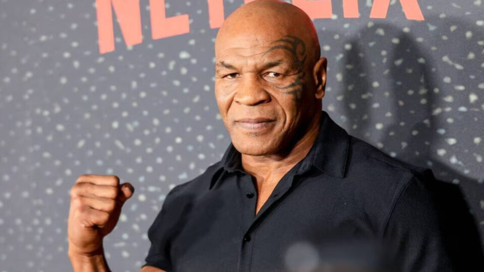 Mike Tyson affiche un physique affolant à 58 ans avant d’affronter Jake Paul