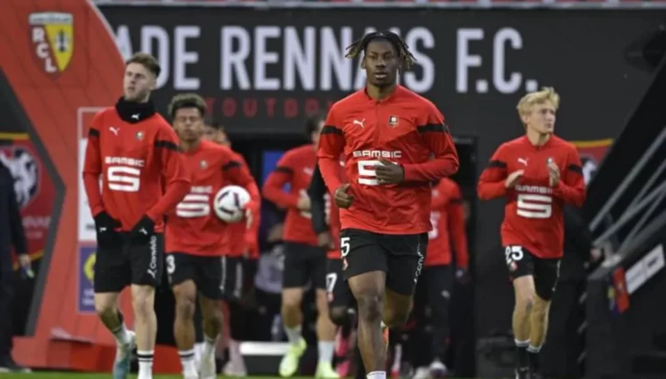 Ligue 1 : Rennes chute face à Brest, Christopher Wooh impuissant !